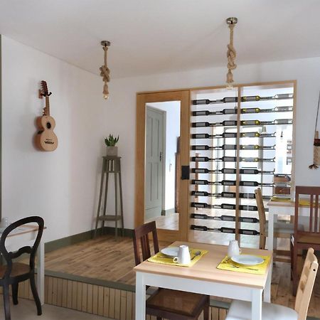 Casa Da Praca - Guest House Пиньел Экстерьер фото